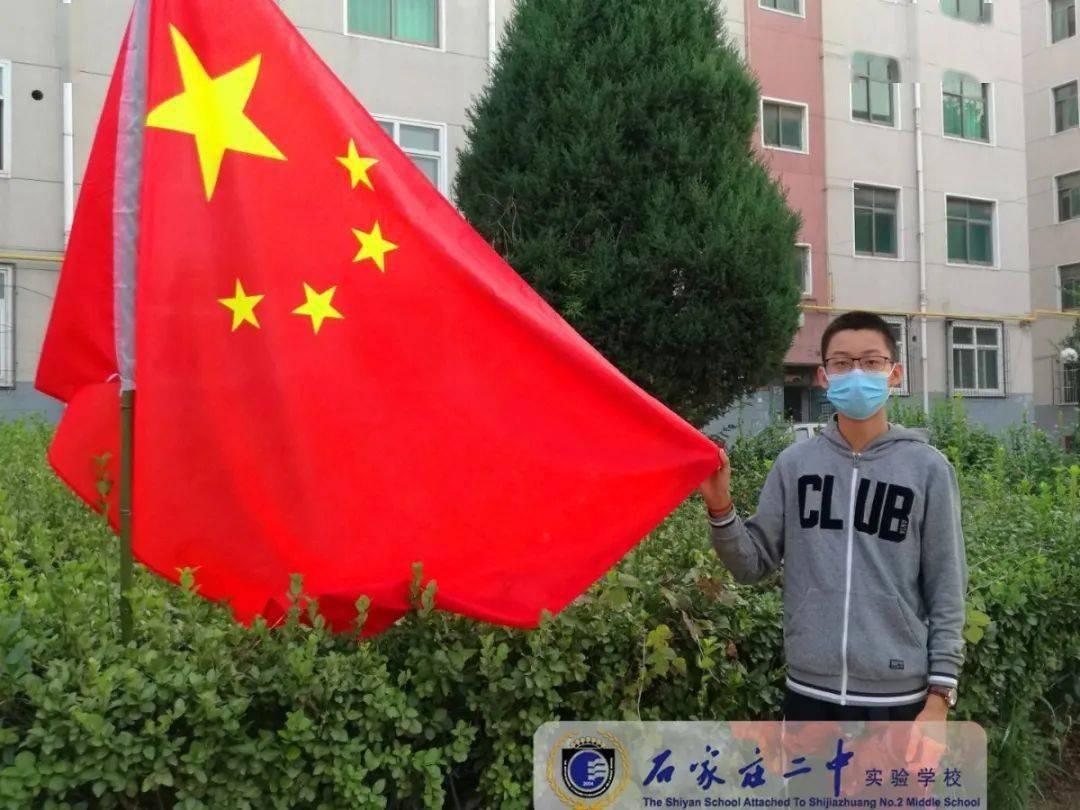 新冠阳性后，无基础疾病、症状微轻着是否可自行服药，等待自愈？游戏画面